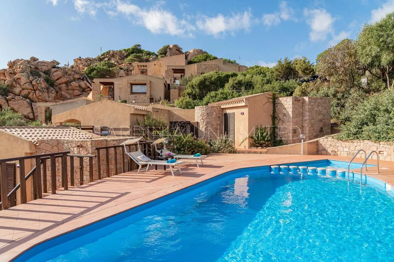 Villa Violetta Zoe Costa Paradiso 0*,  Italia