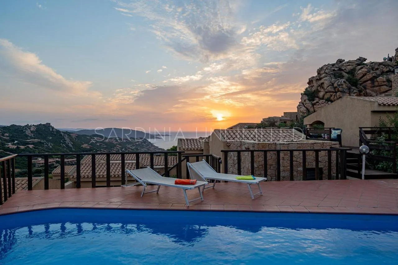 Villa Violetta Zoe Costa Paradiso 0*,  Italia